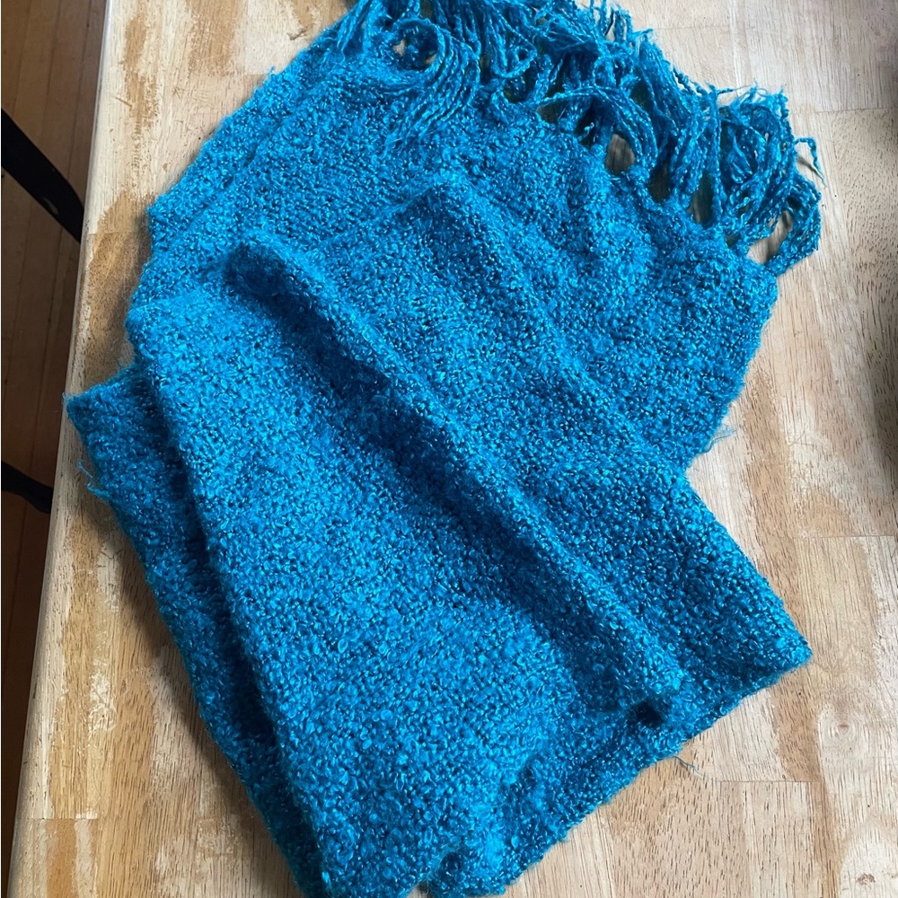 Cozy Blue Textured Scarf